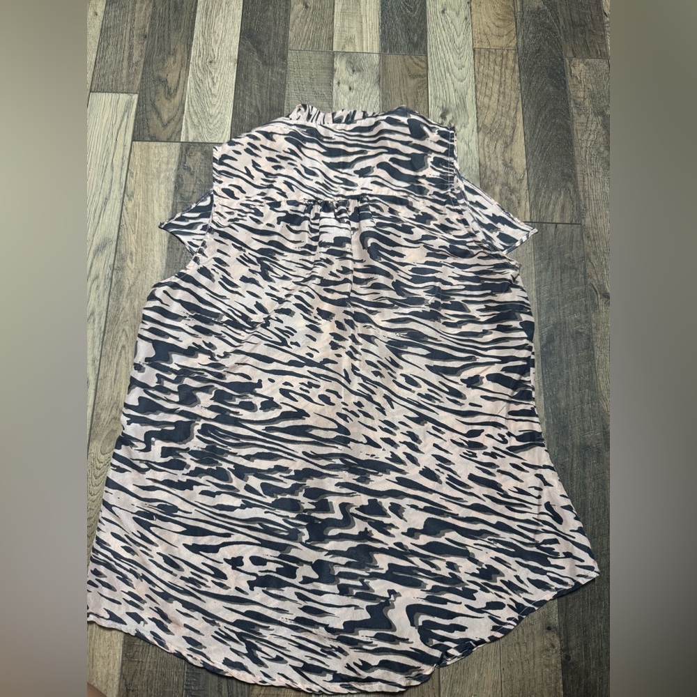 CAbi Sleeveless Silk Blouse - Picture 3 of 6